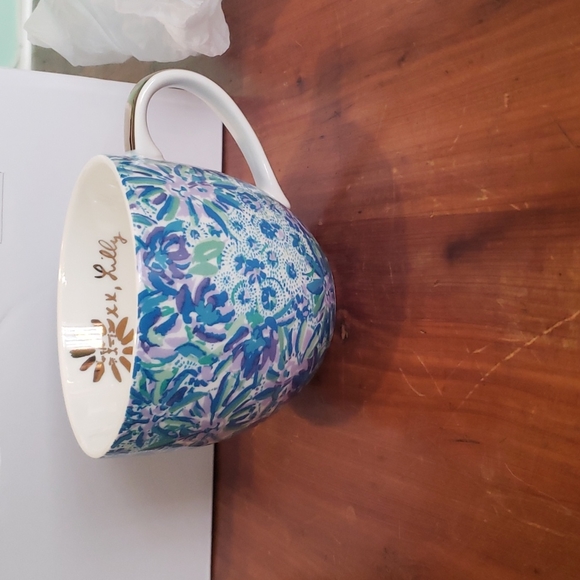 Lilly Pulitzer Other - Lilly pulitzer mugs